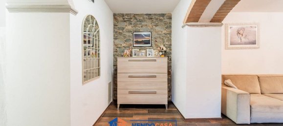 2 bedrooms House in Massa, Italy No. 267477 4