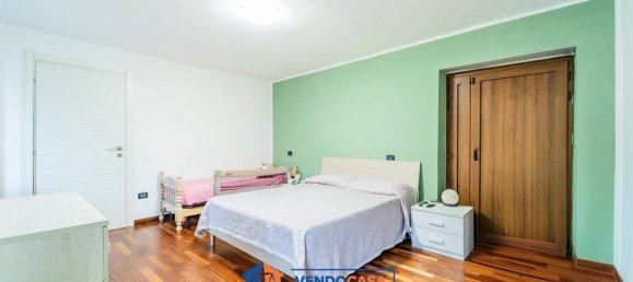 2 bedrooms House in Massa, Italy No. 267477 7