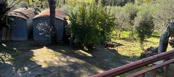 7 rooms House in Peccioli, Italy No. 91717 9