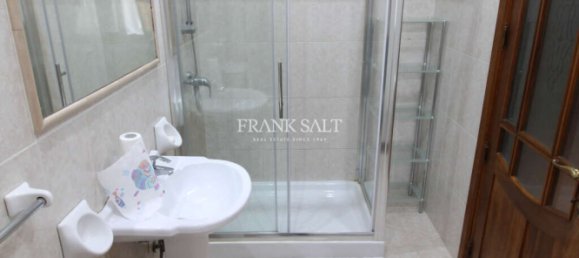 Bungalow de 3 dormitorios en Attard, Malta No. 9707 16