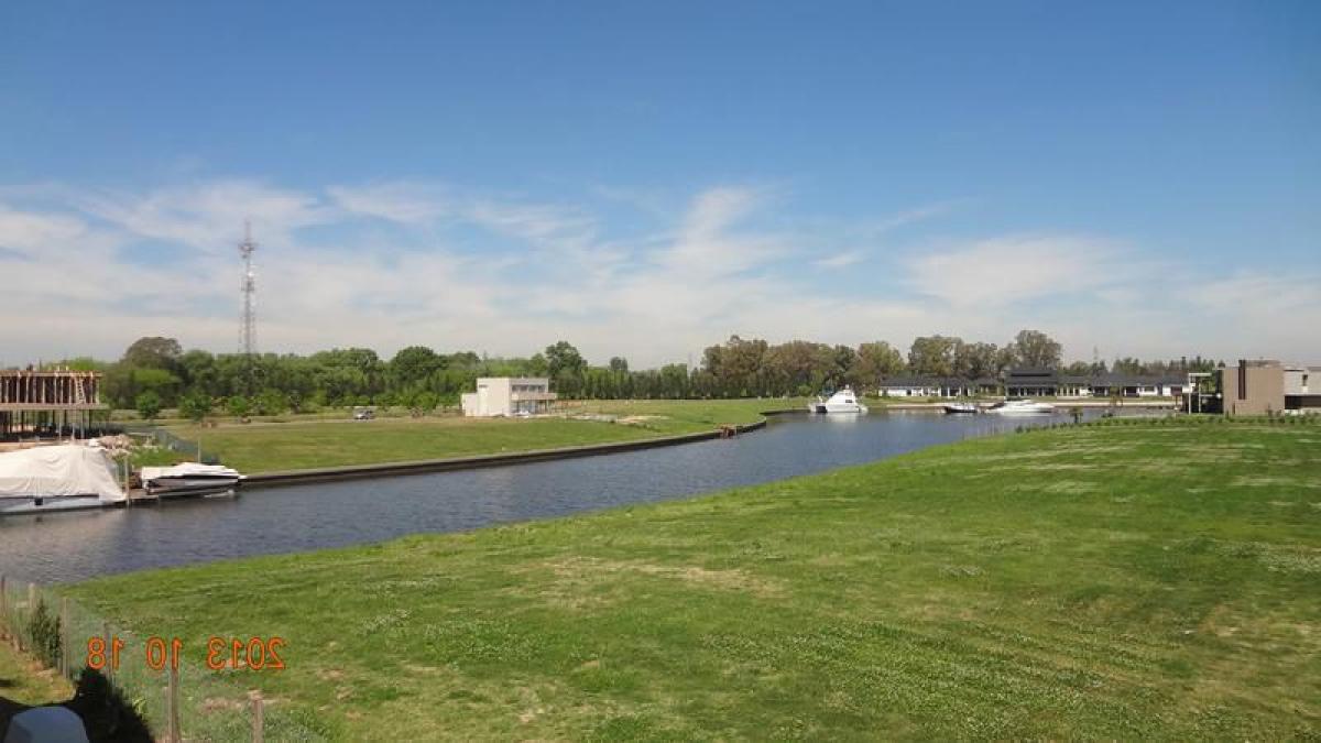 Terreno en Tigre, Argentina No. 119346