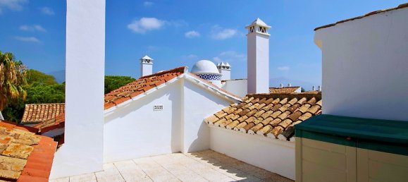 2 chambres Penthouse à Estepona, Spain No. 123569 13