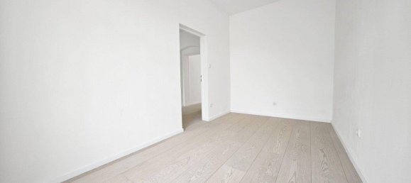 2 rooms Apartment in Meidling, Austria No. 66606 4