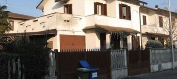 4 rooms House in Grezzago, Italy No. 162066 16