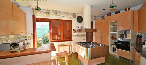 10غرفة فيلا في Grottammare, Italy رقم 111222 3