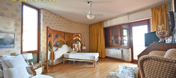 10غرفة فيلا في Grottammare, Italy رقم 111222 40