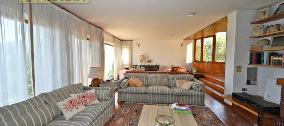 10غرفة فيلا في Grottammare, Italy رقم 111222 5