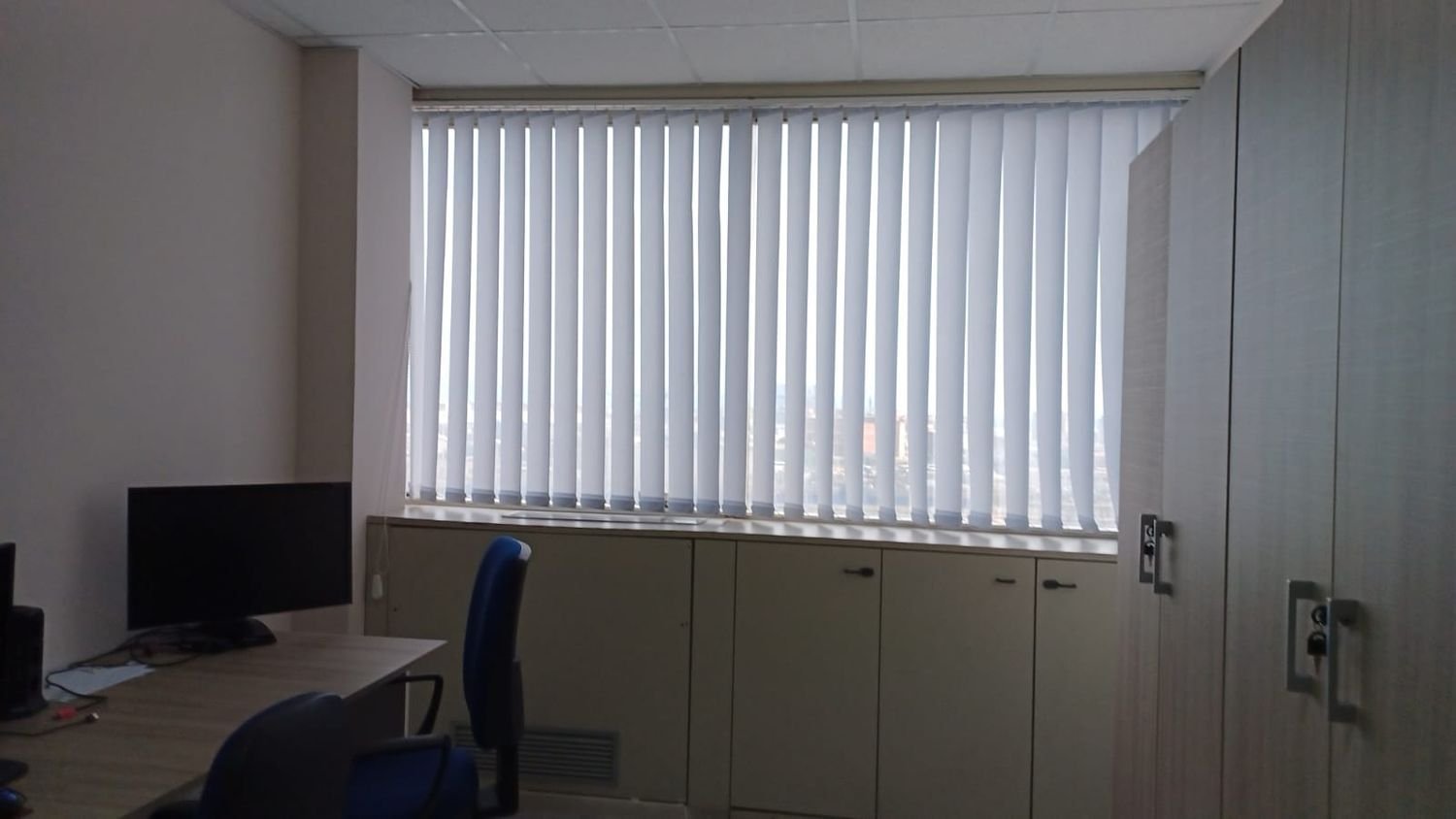 56m² Office in Naples, Italy No. 29993