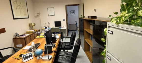 56m² Office in Naples, Italy No. 29993 22