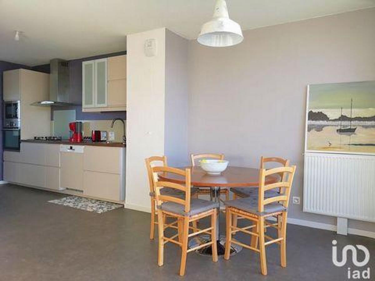 3 bedrooms Condo in Bordeaux, France No. 15538