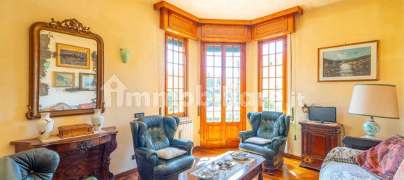 Квартира с 3 спальнями в Империя, Италия № 353300 2