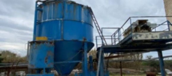 533m² Commercial property in Poggio Imperiale, Italy No. 306802 4