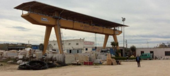 533m² Commercial property in Poggio Imperiale, Italy No. 306802 11