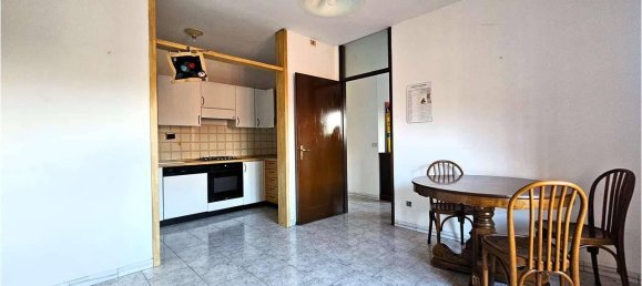 Apartamento de 3 habitaciónes en Pioltello, Italy No. 34016 18