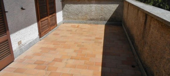 12غرفة منزل في Invorio, Italy رقم 166364 2