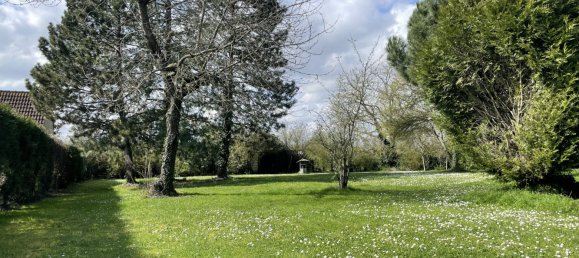 Terreno en Canly, France No. 75487 2