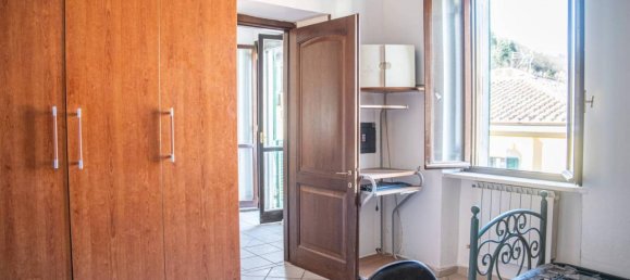 4 rooms Apartment in Perugia, Italy No. 36876 14