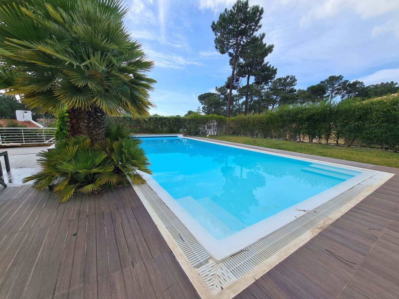 Дом с 6 спальнями в Алмада, Португалия № 247998