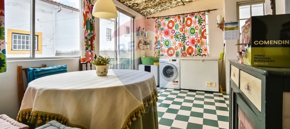 9 bedrooms Building in Evora, Portugal No. 56330 2