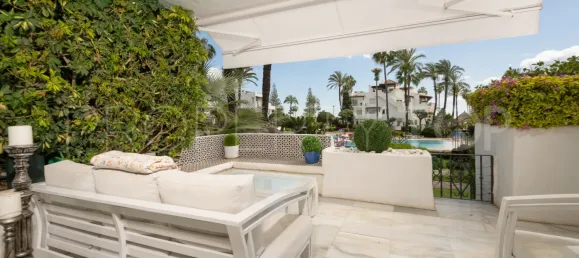 2 bedrooms Apartment in Estepona, Spain No. 177771 3