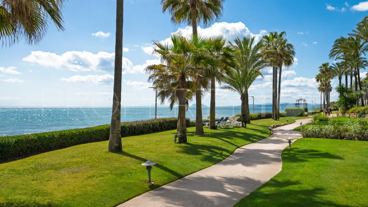 2 bedrooms Apartment in Estepona, Spain No. 177771