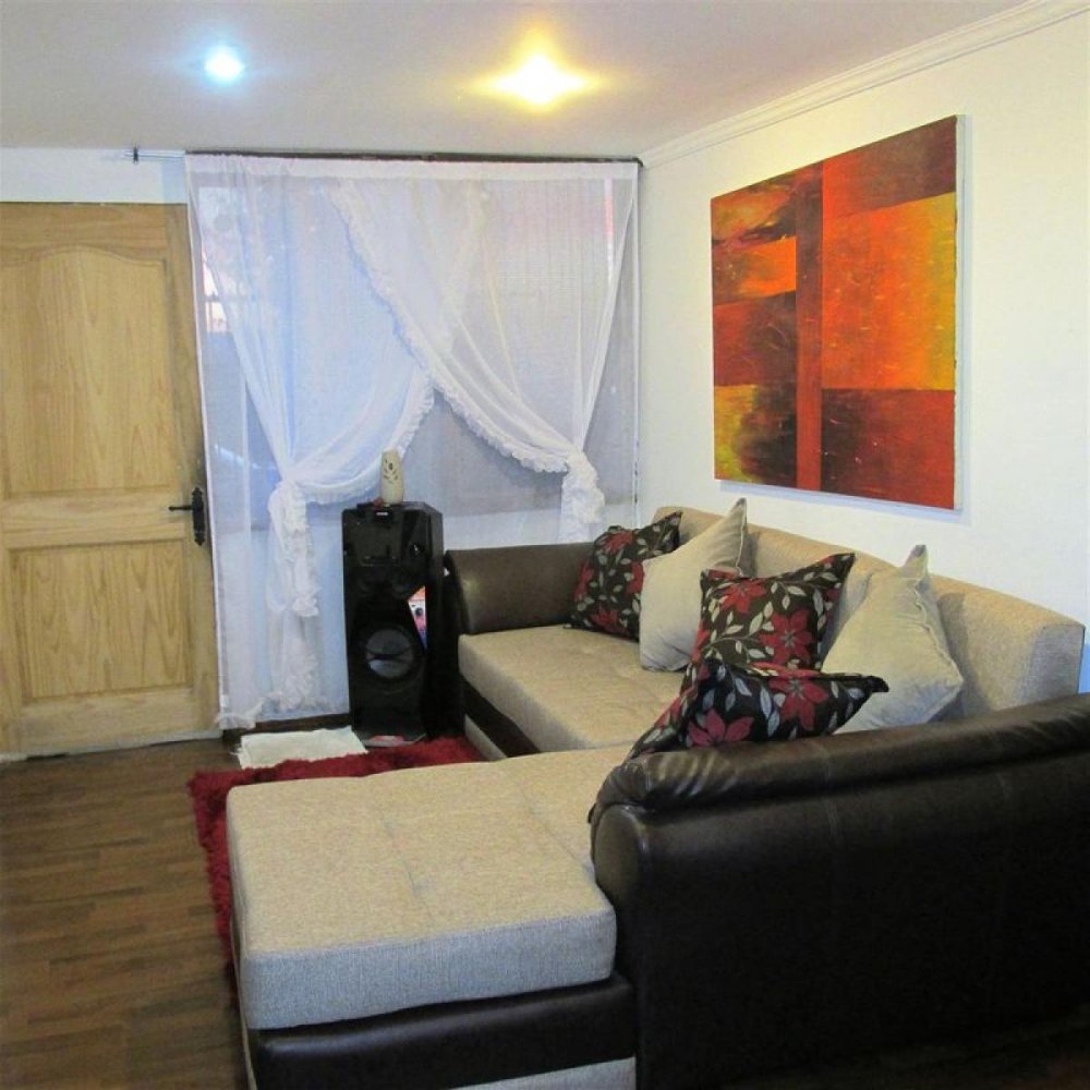 4 bedrooms House in Santiago, Chile No. 2695