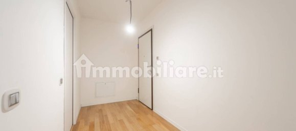 Apartamento de 2 dormitorios en Seregno, Italy No. 268347 21