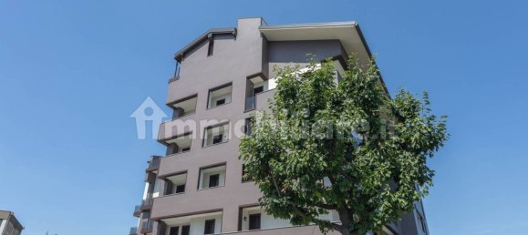 Apartamento de 2 dormitorios en Seregno, Italy No. 268347 18