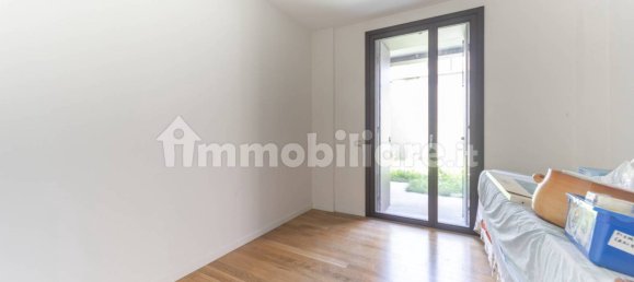 Apartamento de 2 dormitorios en Seregno, Italy No. 268347 5