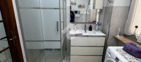 Квартира с 2 спальнями в Генуя, Италия № 371432 12