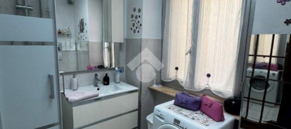 Квартира с 2 спальнями в Генуя, Италия № 371432 11