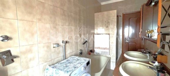 Квартира с 2 спальнями в Чинизелло Бальсамо, Италия № 378260 20