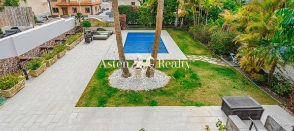 5 bedrooms Villa in Adeje, Spain No. 27333 50