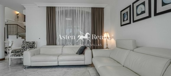 5 bedrooms Villa in Adeje, Spain No. 27333 16