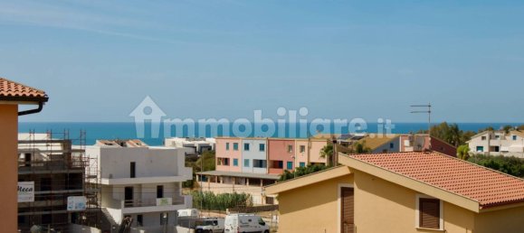 3 Schlafzimmer Wohnung in Ragusa, Italy, Nr. 350838 3