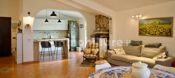 3 Schlafzimmer Wohnung in Ragusa, Italy, Nr. 350838 7