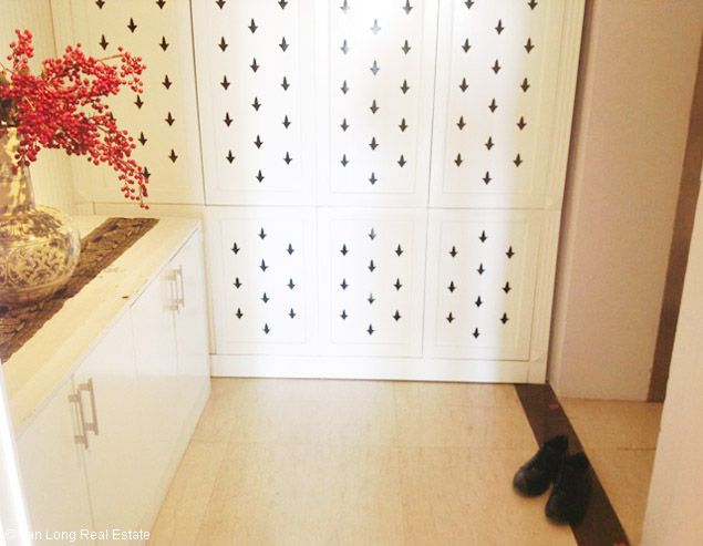 4 bedrooms Apartment in Tay Ho, Vietnam No. 5382