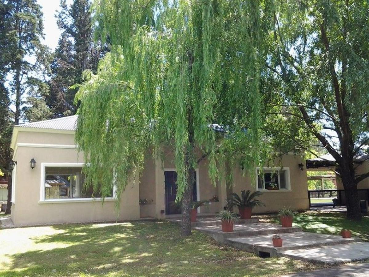 3 bedrooms House in Pilar, Argentina No. 67370