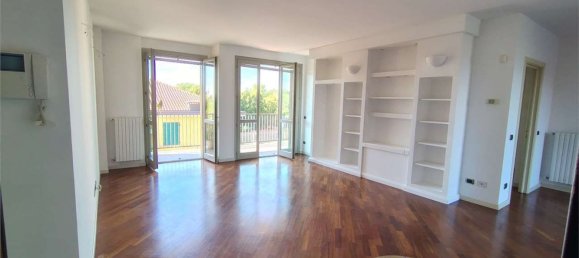 3 bedrooms Apartment in Vaprio d'Adda, Italy No. 357784 12