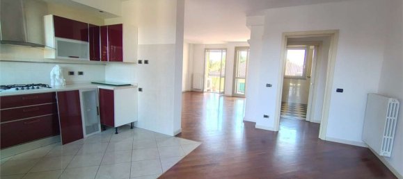 3 bedrooms Apartment in Vaprio d'Adda, Italy No. 357784 9