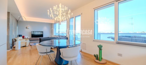 2 Schlafzimmer Penthouse in Riccione, Italy, Nr. 59911 15