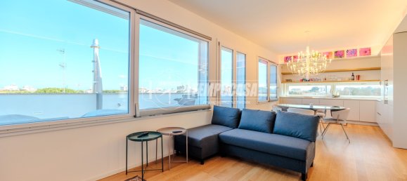 2 Schlafzimmer Penthouse in Riccione, Italy, Nr. 59911 12