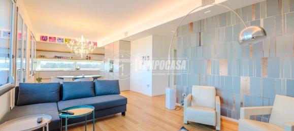 2 Schlafzimmer Penthouse in Riccione, Italy, Nr. 59911 14