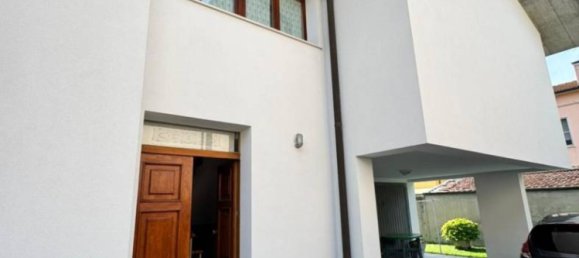 3 bedrooms Villa in Ravenna, Italy No. 319800 8