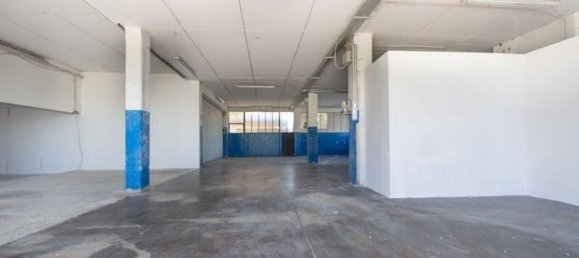 250m² Commercial property in Montesilvano, Italy No. 304669 6