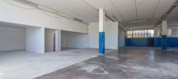 250m² Commercial property in Montesilvano, Italy No. 304669 5