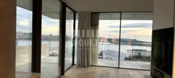 1 bedroom Apartment in Porto, Portugal No. 112913 3