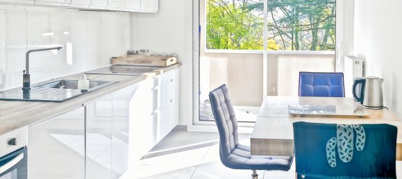 Квартира с 3 спальнями в Rives, Франция № 238463 3