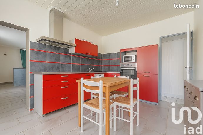 3 Schlafzimmer Haus in Wizernes, France, Nr. 309547