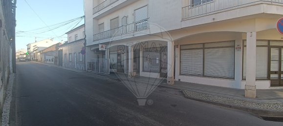 Propriété commerciale à Alpiarca, Portugal 49m² No. 66611 3